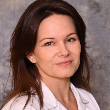 Dr Andrea Kečkeš Benedek