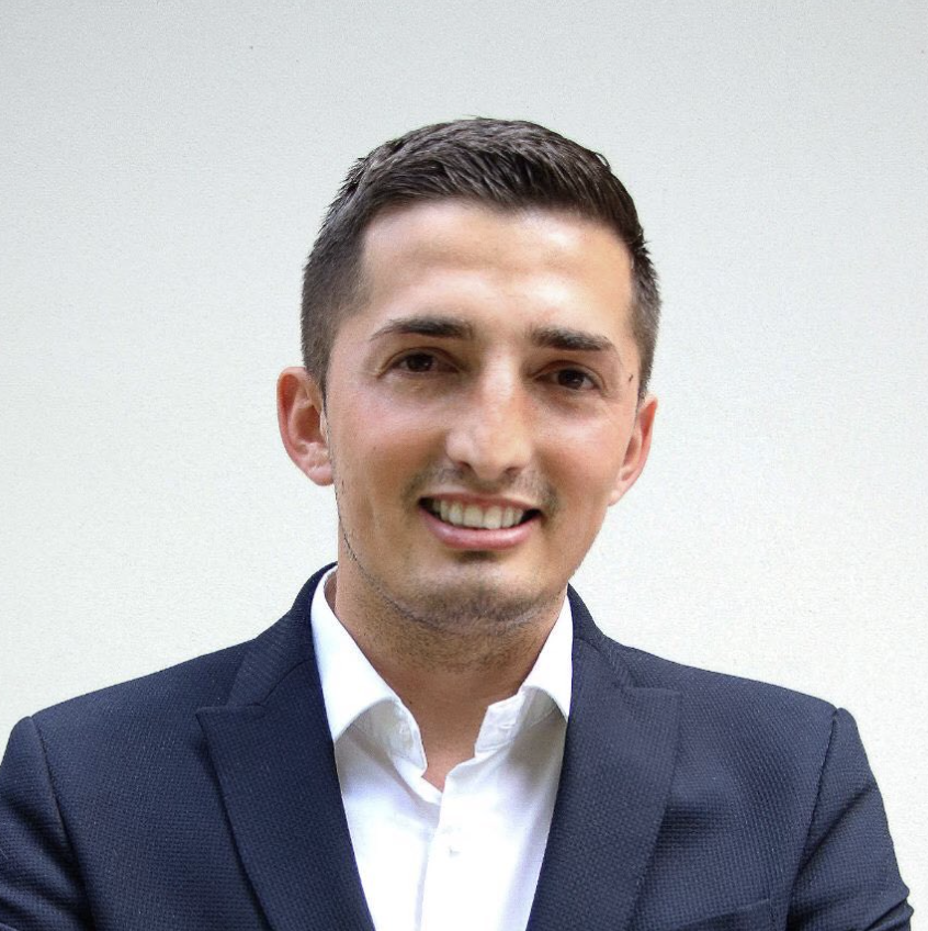 Dr Boban Stepanović