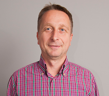 Prof. dr Dejan Ćelić