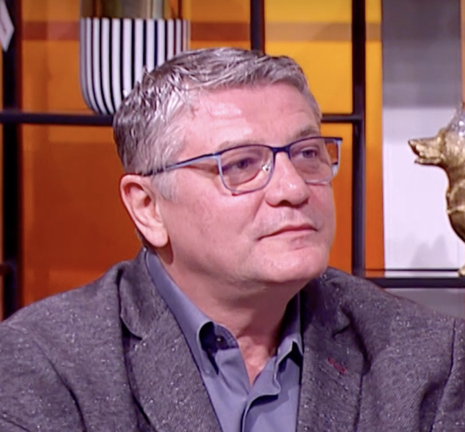 Prof. dr Dejan Simeunović