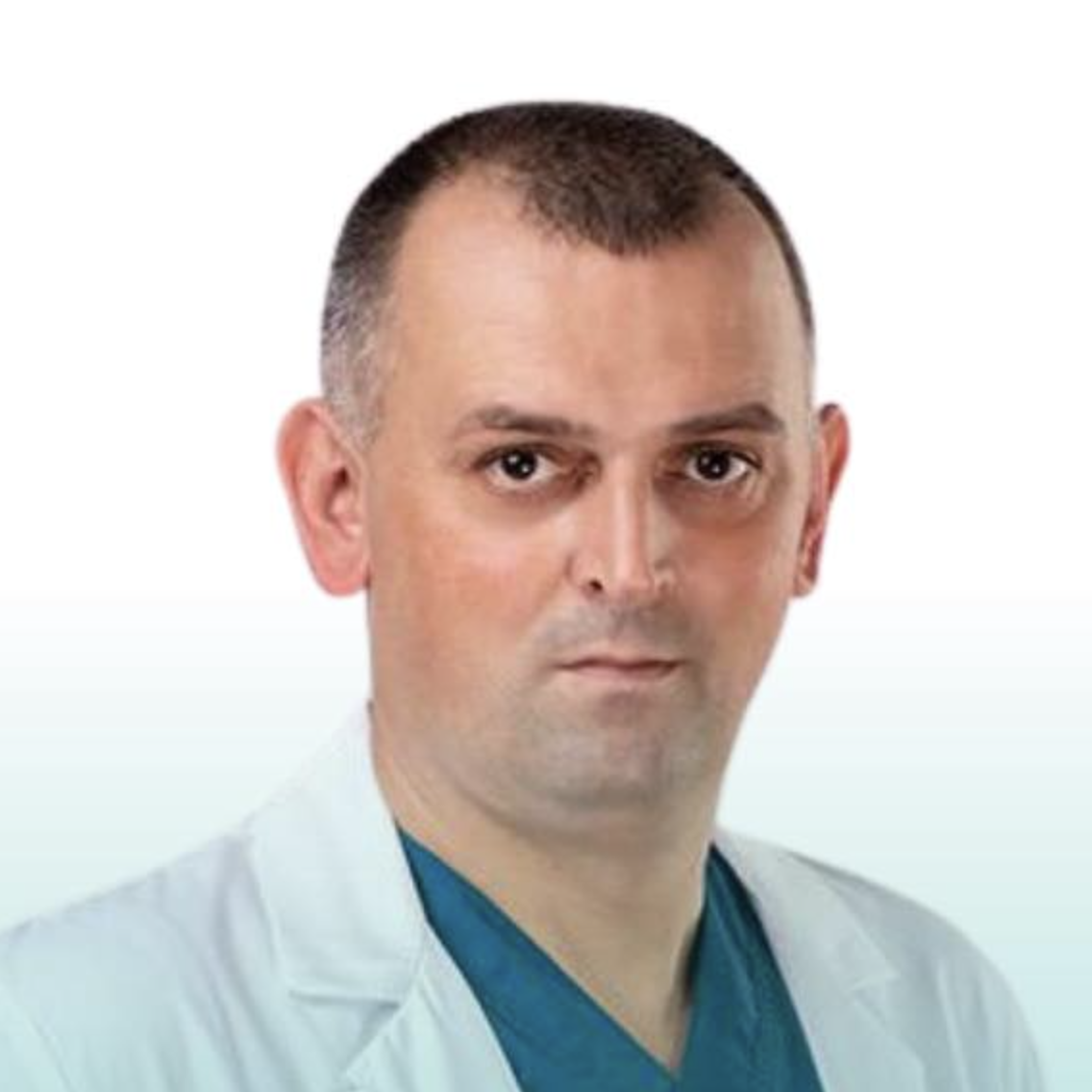 Dr Igor Šešlija