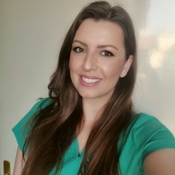 Dr Jelena Čotrić