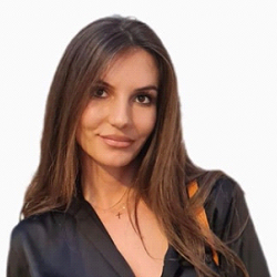 Dr Nada Mrđa