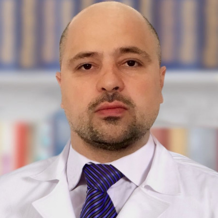 Mr sci. med. dr Petar Radlović