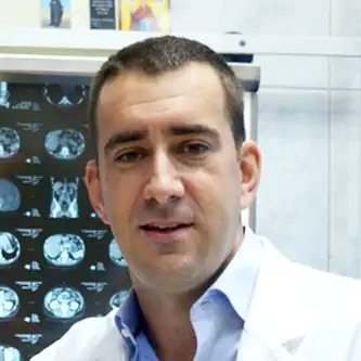 Doc. dr Uroš Bumbaširević