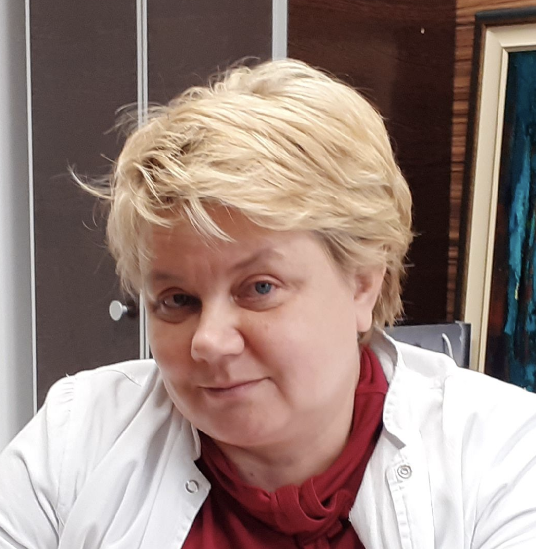 Dr Vanja Pecić