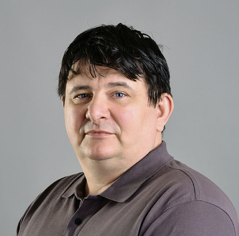 Dr Vladan Radivojević