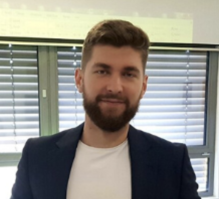 Dr Vukota Radovanović