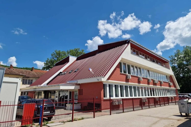 Dom zdravlja Medveđa