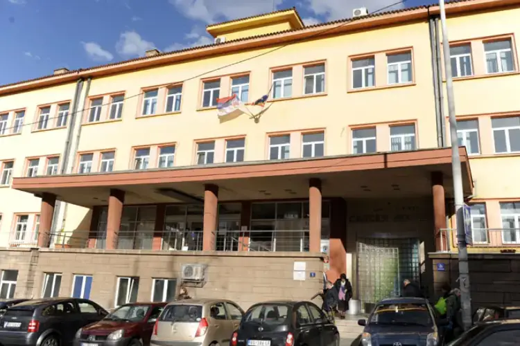 Dom zdravlja Savski venac