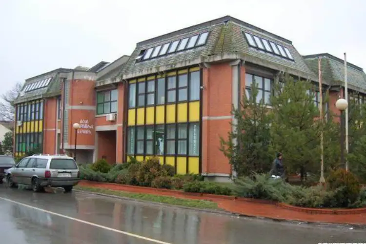 Dom zdravlja Sečanj