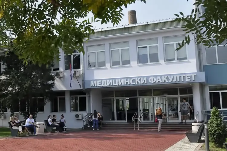 Medicinski fakultet u Novom Sadu